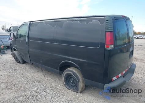 2000 Chevrolet Express from USA, damaged, VIN 1GCFG15W3Y1249746